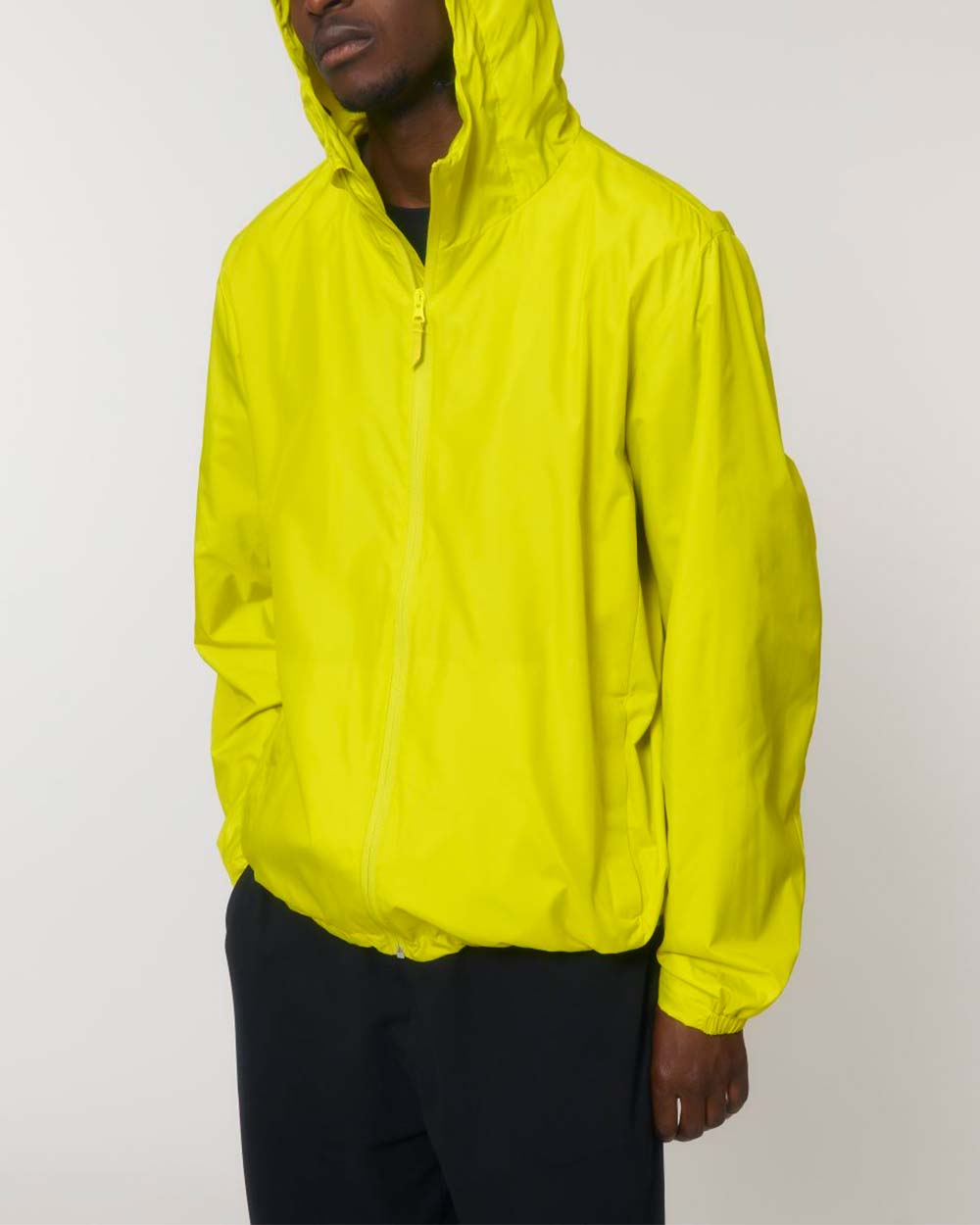 nachhaltige-regenjacke_recyceltes-pet_lime_flash_03