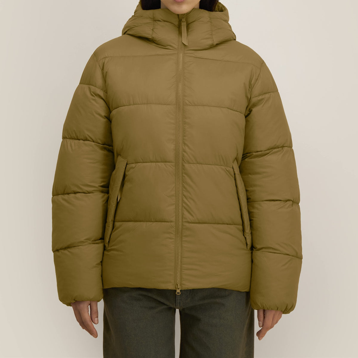Pufferjacke Bronze – Passform am Oberkörper