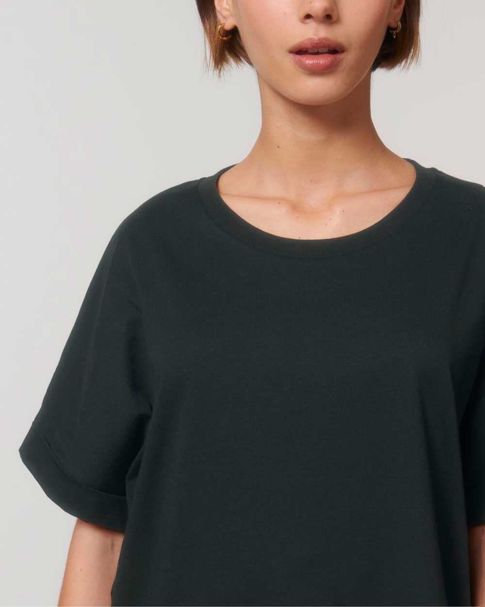 oversized-bio-t-shirt-damen-nachhaltige-mode_black_04