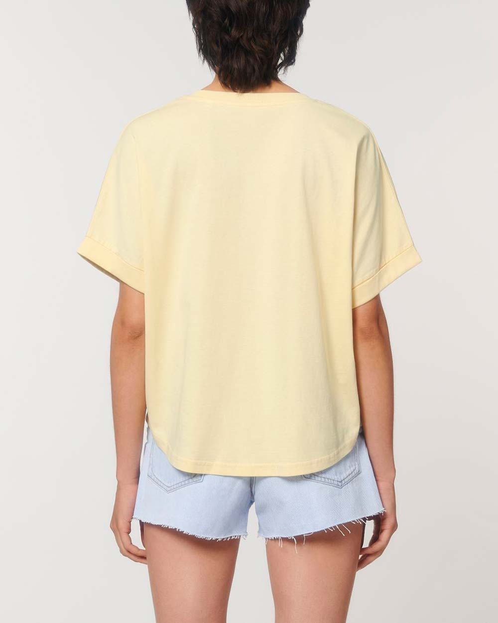 oversized-bio-t-shirt-damen-nachhaltige-mode_butter_03