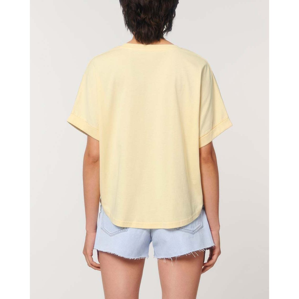 oversized-bio-t-shirt-damen-nachhaltige-mode_butter_03