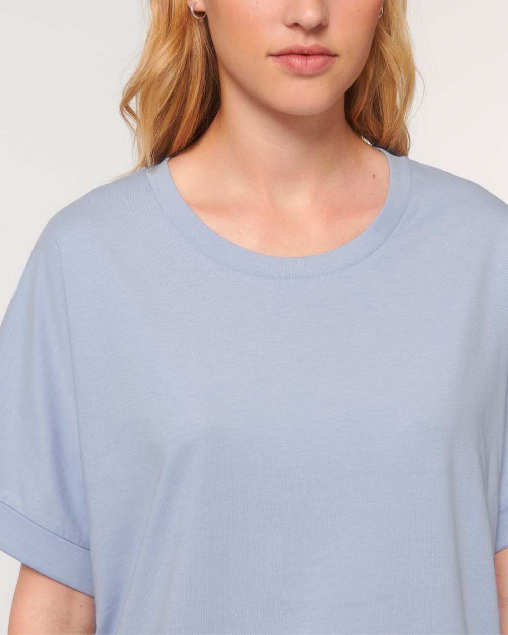 oversized-bio-t-shirt-damen-nachhaltige-mode_serene_blue_04