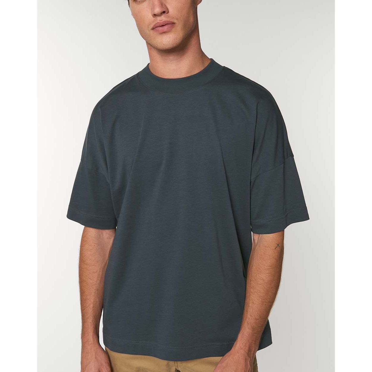 unisex-oversize-bio-t-shirt_India_Ink_Grey_2